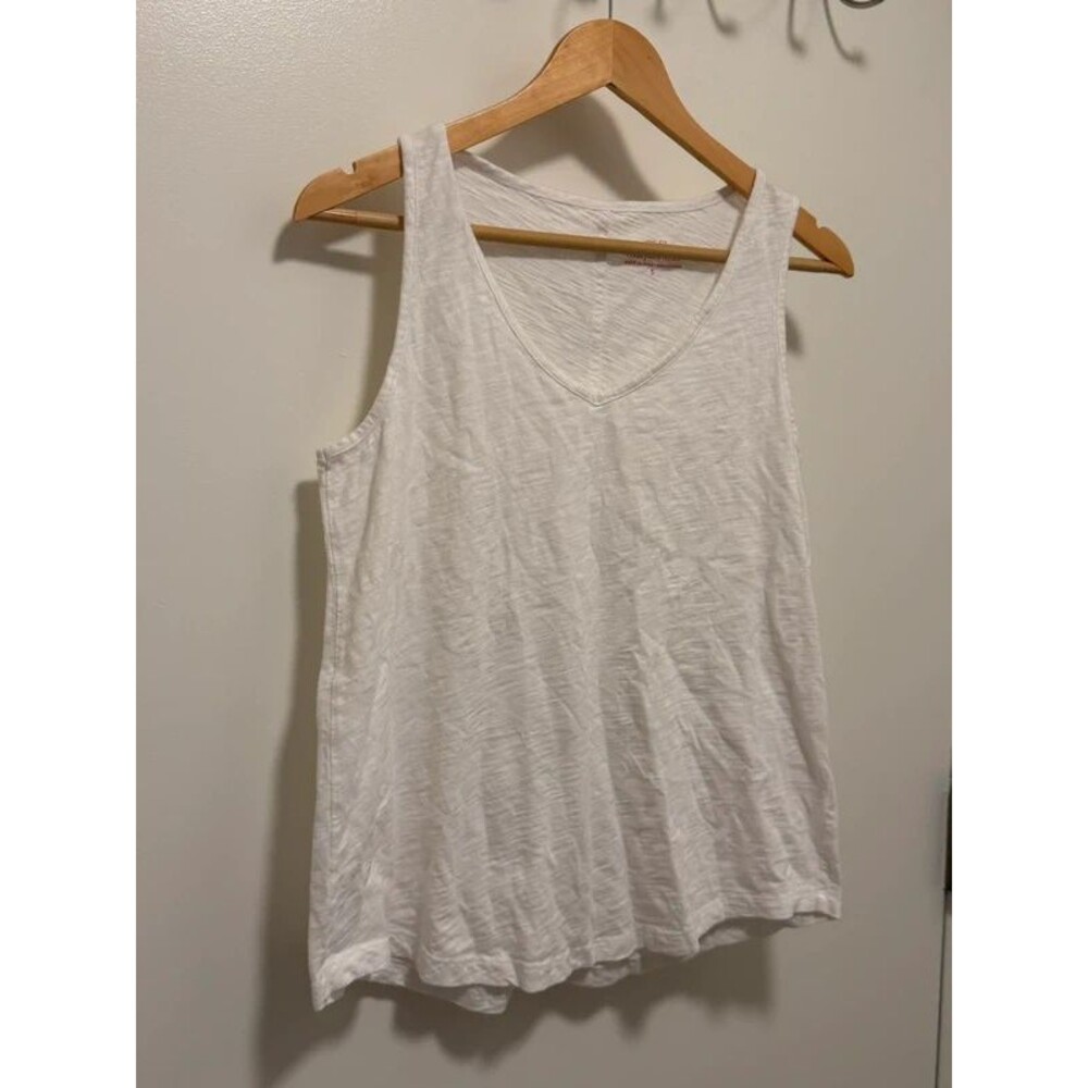 Vineyard Vines 100% cotton white tank top
